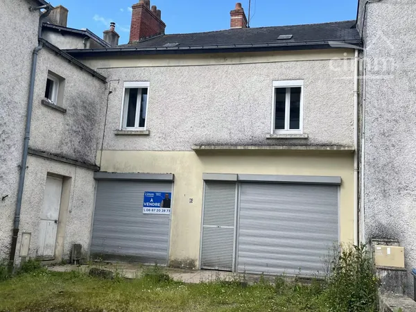 Lot de 3 logements  de 190 m² environ.