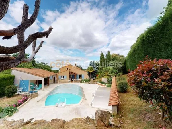 Maison 7 pièces 160 m²