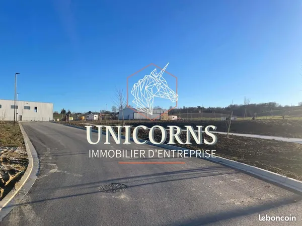 Terrain 18 462 m² Dremil Lafage