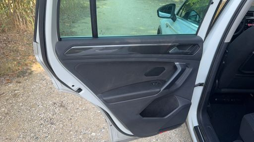 Volkswagen Tiguan 2.0 TDI 150 DSG7 - Black R Line – 2019 – 141284 km – Diesel – Boîte Automatique — photo 16