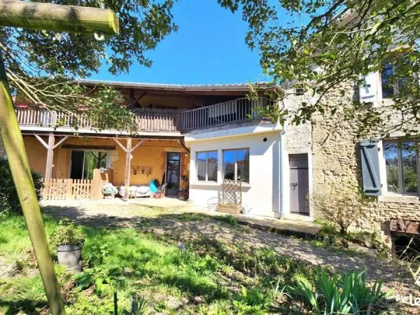 Maison 14 pièces 443 m²