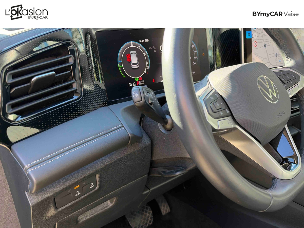 Volkswagen Tiguan 1.5 eHybrid 204ch DSG6 — photo 18
