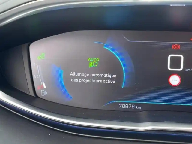 Peugeot 3008 1.2 puretech 130ch allure s&amp;s — photo 14