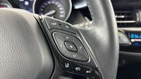 Toyota C-Hr 122h Edition 2WD E-CVT MY20 — photo 24