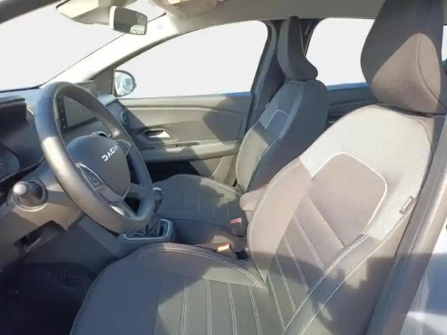 Dacia Sandero 1.0 tce 90ch journey — photo 14
