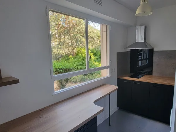 APPARTEMENT T1BIS / T2 45M2 CENTRE VILLE 760 CC