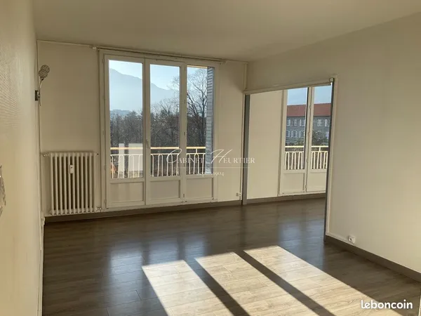 Appartement 4 pièces 66 m²