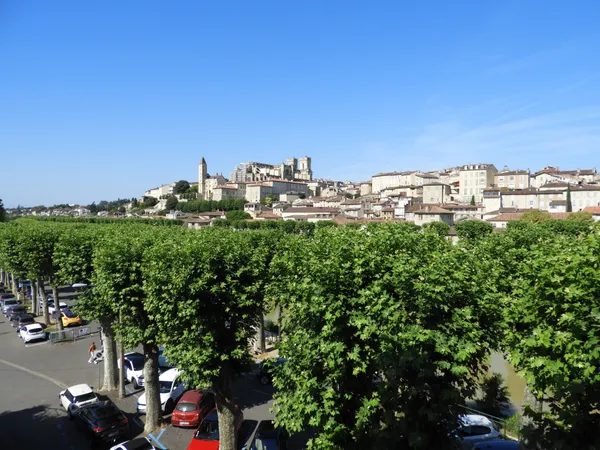 APPARTEMENT T4 - VUE CATHEDRALE