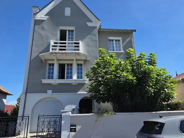 Maison 6 pièces 200 m²