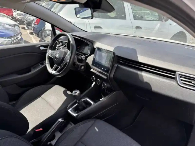 Renault Clio tce 90 — photo 19