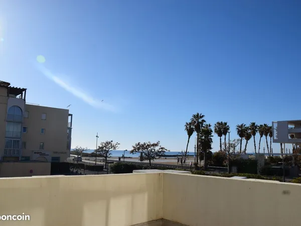 T2 avec parking près plages