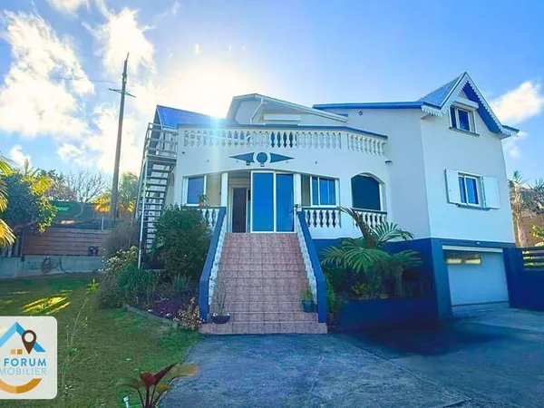 Villa 4 pièces 182 m²