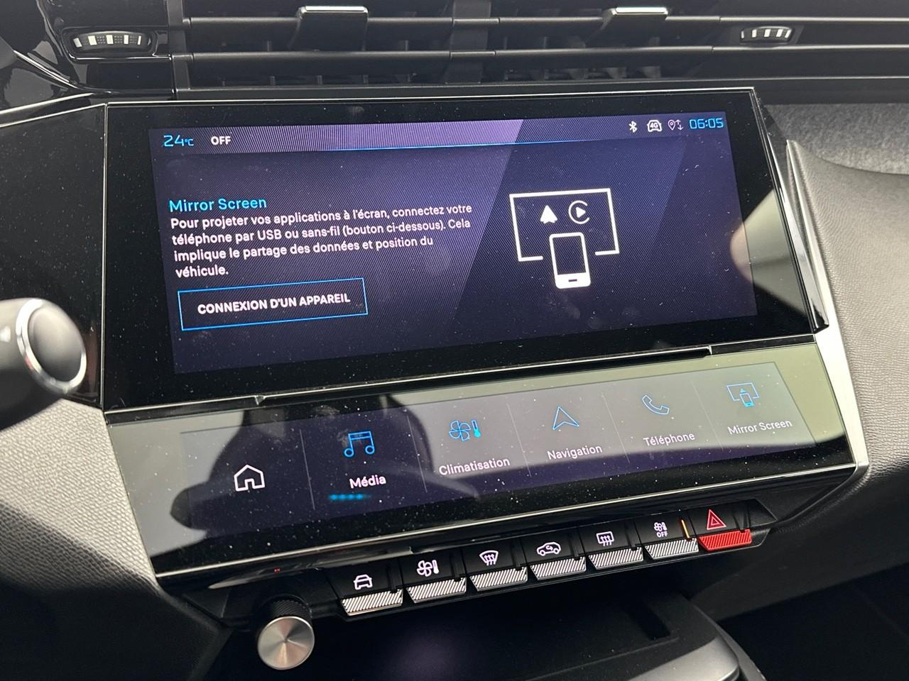 Peugeot 308 phev 180 e-eat8 allure — photo 24