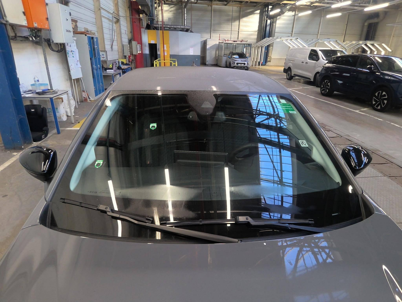 Peugeot 208 — photo 9