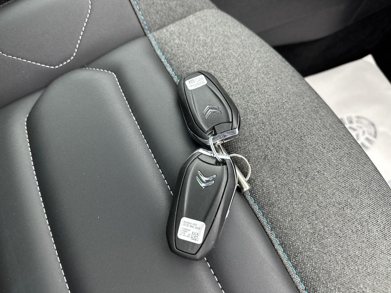 Citroën C4 puretech 130 s&s eat8 shine pack — photo 35