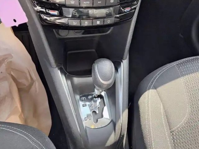 Peugeot 208 puretech 110ch s&amp;s eat6 — photo 14