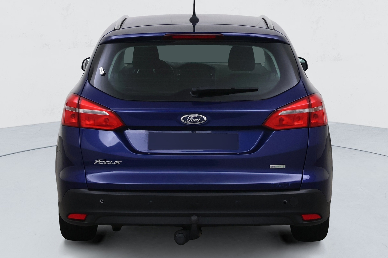 Ford Focus SW — photo 3