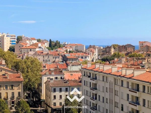 Vends t3 - 71 m² - Toulon 83000