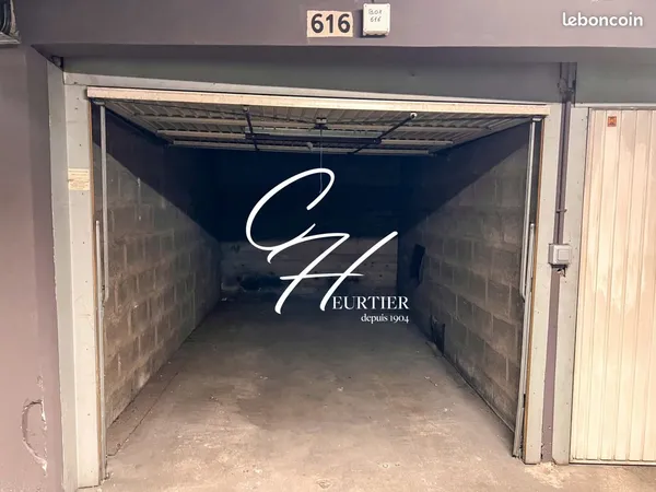 Parking/box 13 m² Grenoble
