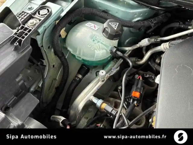 Citroën C4 e- 136 ch automatique — photo 27