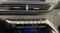 Peugeot 3008 1.2 PureTech 130ch Crossway S&S EAT6 — photo 26