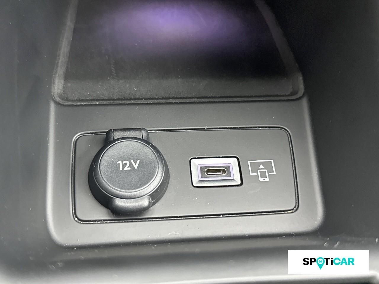 Peugeot 308 phev 180ch gt e-eat8 — photo 16