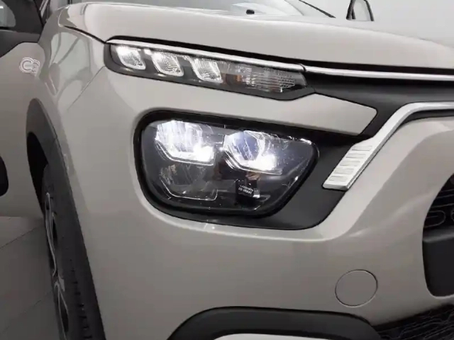 Citroën C3 puretech 83 s&amp;s bvm5 — photo 16