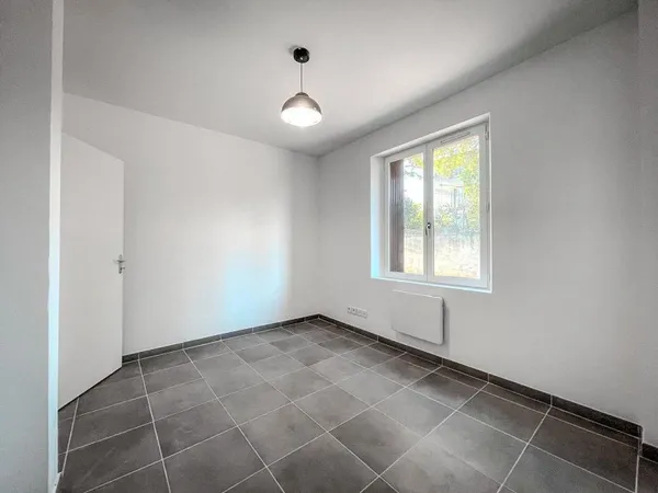 appartement type 3 rez de chaussée avec garage