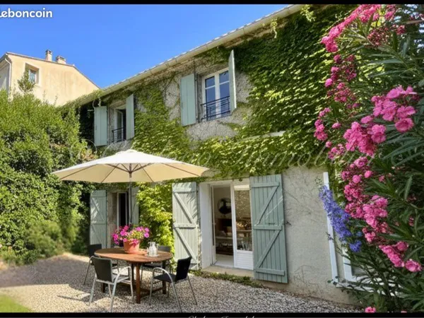 Maison à louer dans la campagne près de Agde