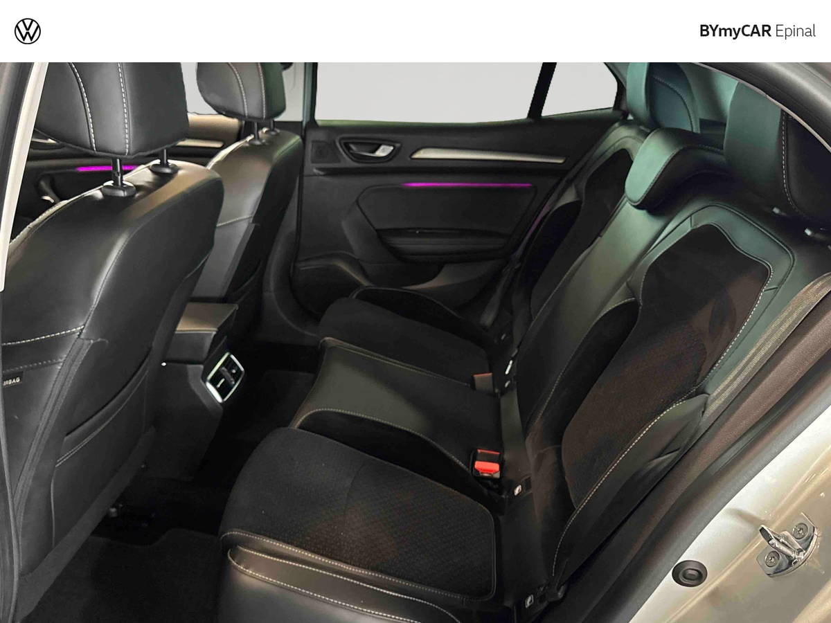 Renault Mégane IV Berline TCe 160 Energy EDC — photo 12
