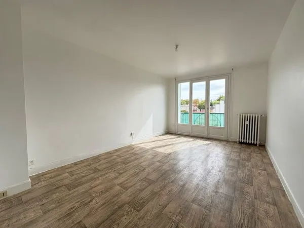 Appartement 3 pièces, 58m2, à Montluçon (03)