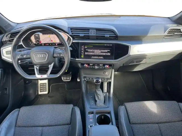 Audi Q3 sportback 35 tdi 150 ch s tronic 7 — photo 11