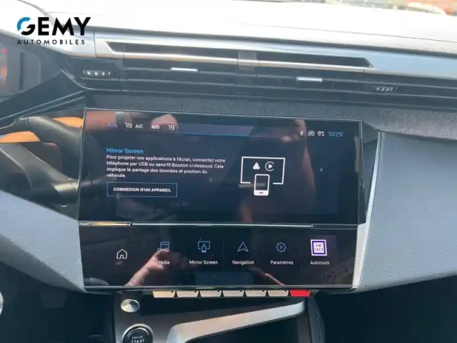 Peugeot 308 puretech 130ch s&amp;s bvm6 — photo 15