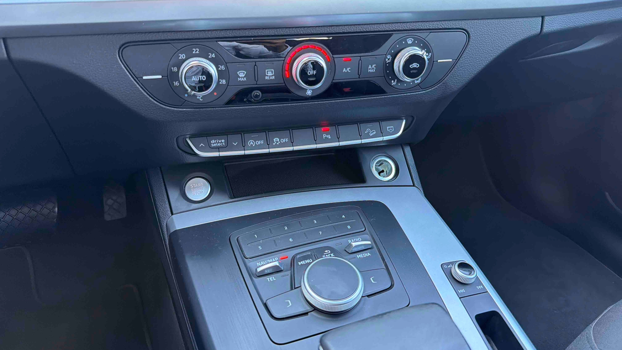 Audi Q5 2.0 TDI 190 S tronic 7 Quattro — photo 19
