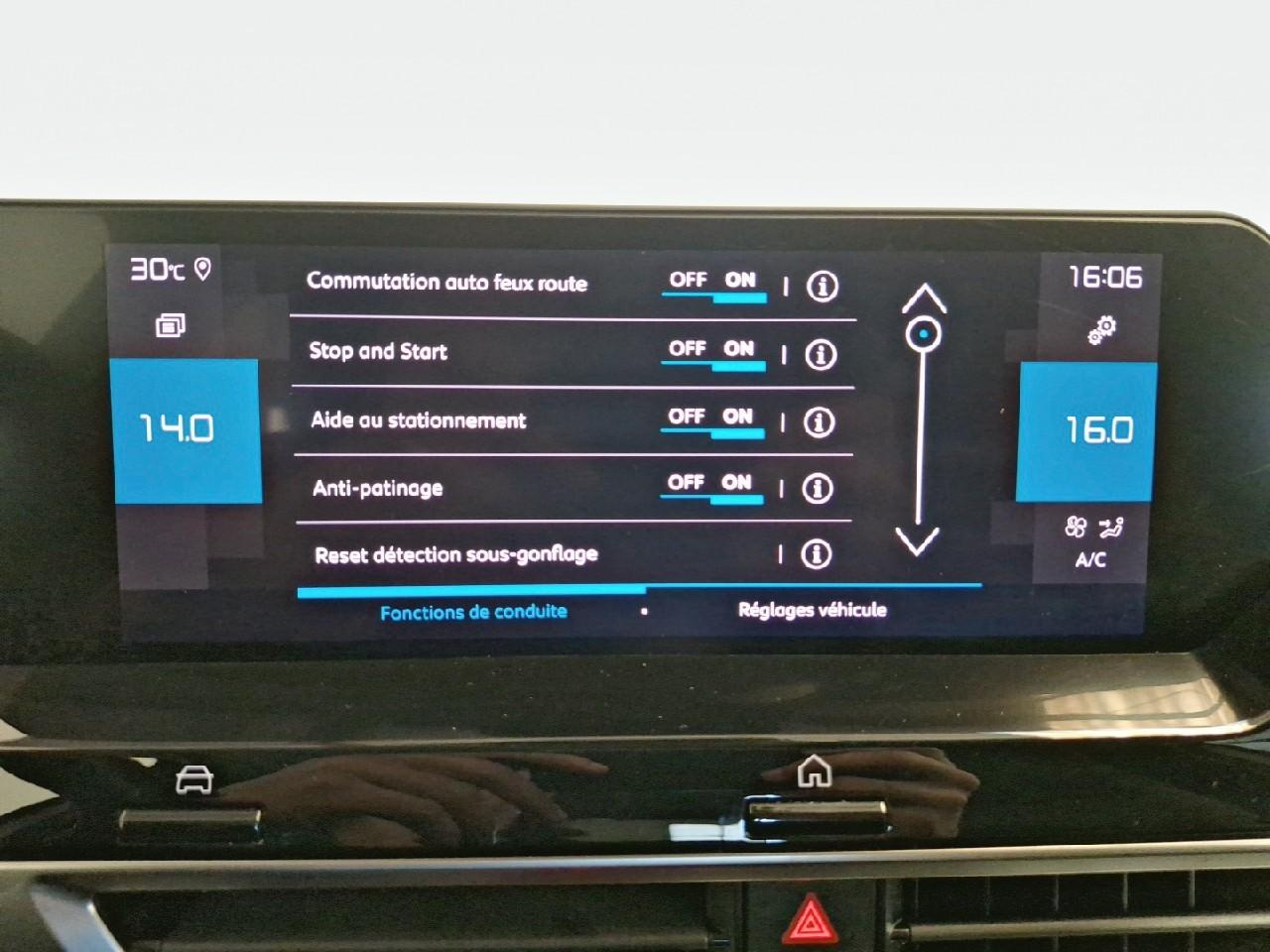 Citroën C4 puretech 130ch s&s shine eat8 — photo 24