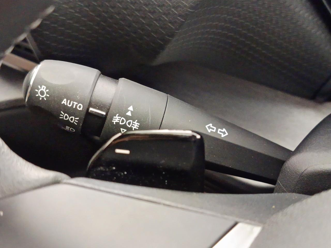 Citroën C5 X hybride rechargeable 225 s&s e-eat8 feel pack — photo 24