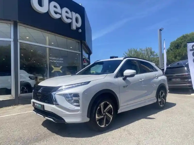 Mitsubishi Eclipse cross 2.4 mivec phev twin motor 4wd intense design — photo 1