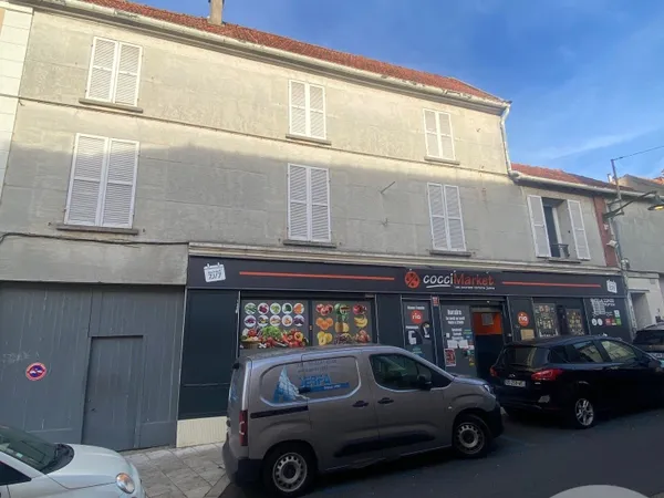 Immeuble 220 m²
