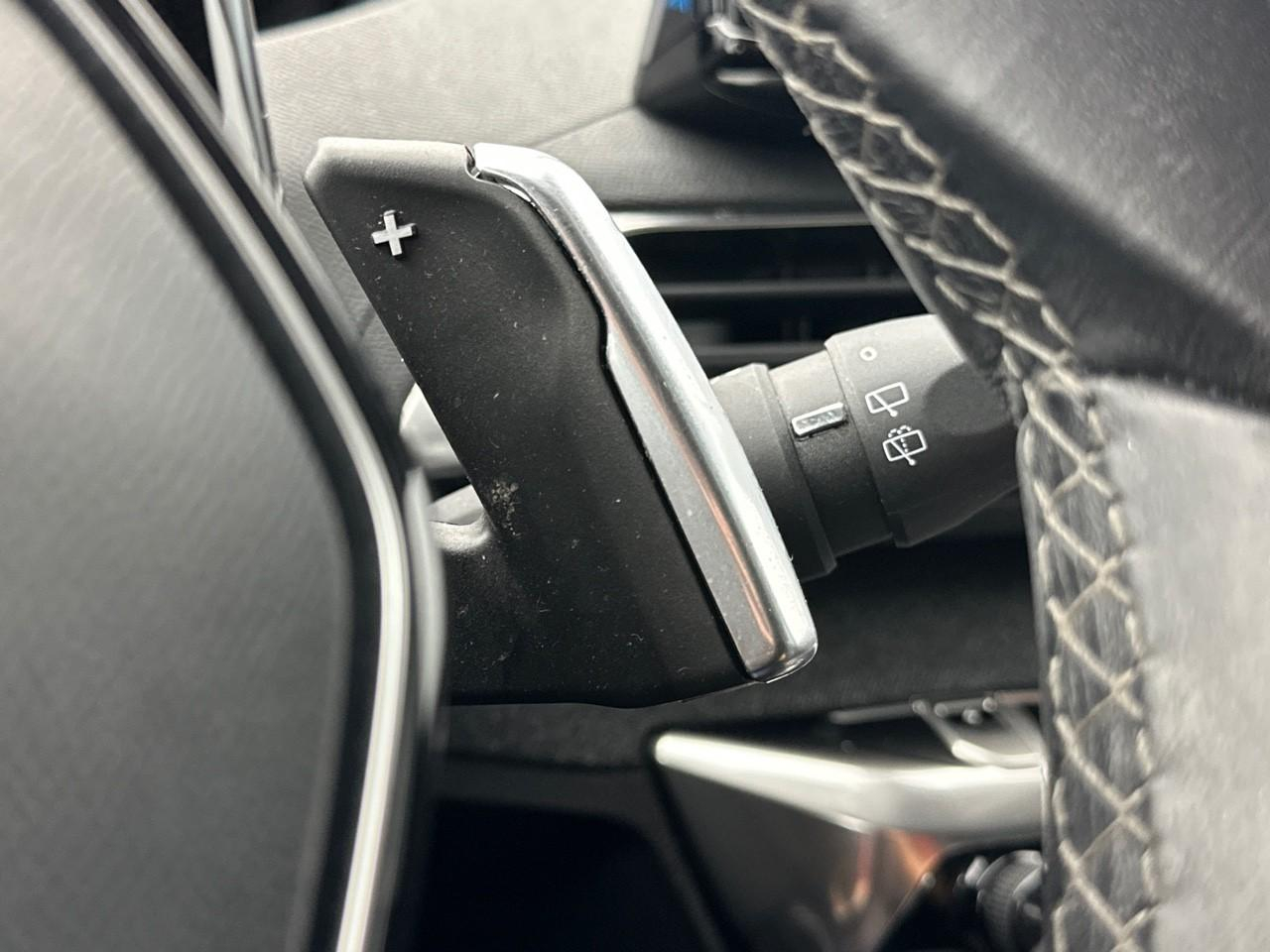 Peugeot 3008 hybrid 225 e-eat8 allure pack — photo 18