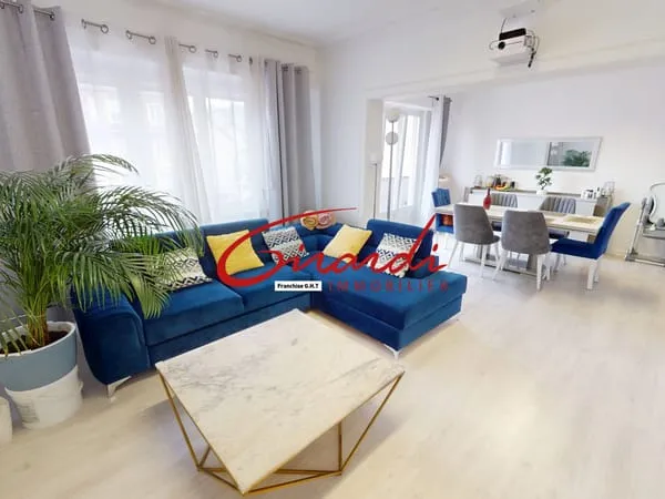 MULHOUSE HYPER CENTRE, APPARTEMENT ENTIEREMENT RÉNOVÉ DE 129