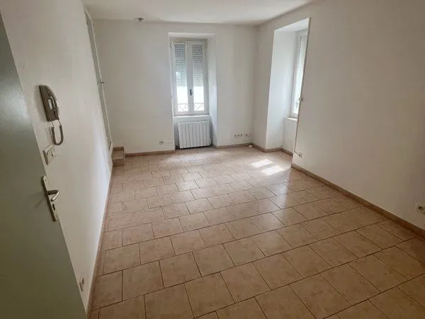 À louer T2 lumineux 45m2 centre ville