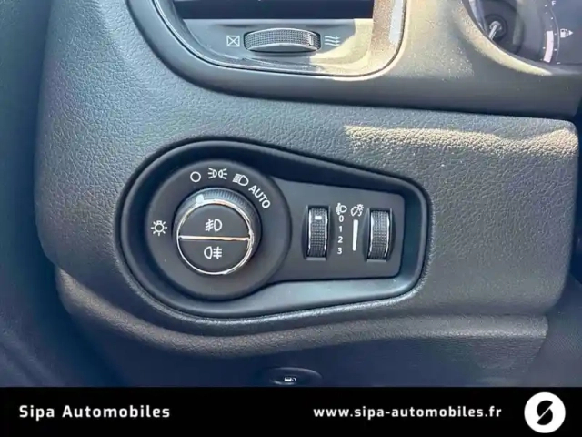 Jeep Renegade 1.3 turbo t4 190 ch phev bva6 4xe eawd — photo 24