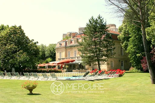 Manoir 29 pièces 1400 m²