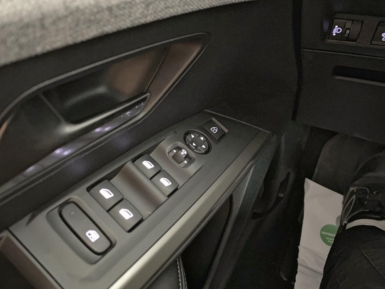 Peugeot 3008 hybrid 145 e-dcs6 allure — photo 20
