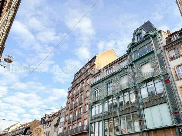 Bureaux 396 m²