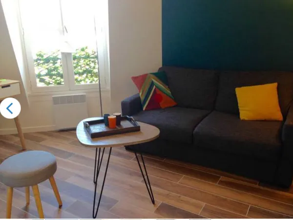 Loue studette meublée 12m² Paris 17ème Batignolles