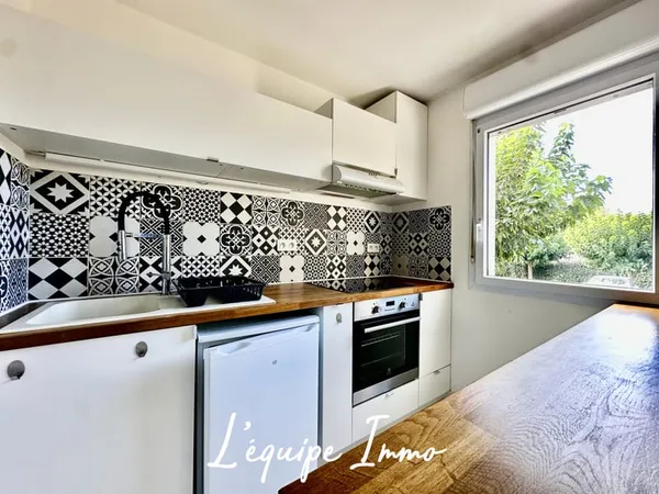 Appartement T2 bis meublé L'isle-Jourdain environ 46 m2 avec