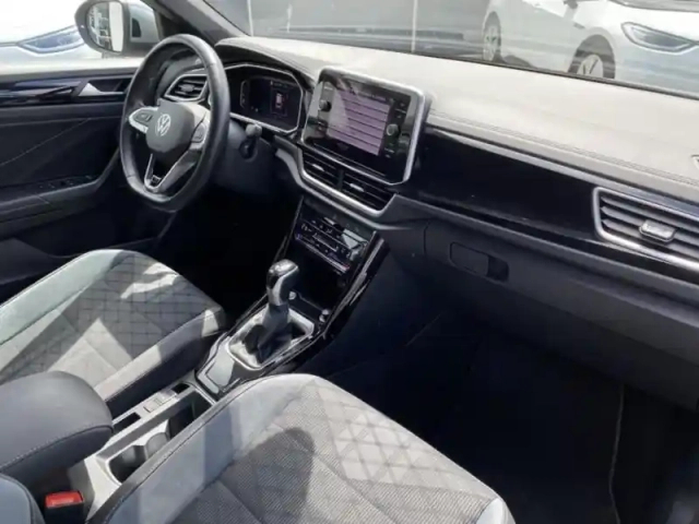 Volkswagen T-Roc 2.0 tdi 150ch r-line dsg7 — photo 19