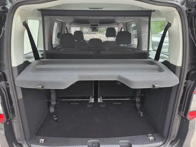 Ford Tourneo Connect grd  2.0 ecoblue 102ch trend — photo 14