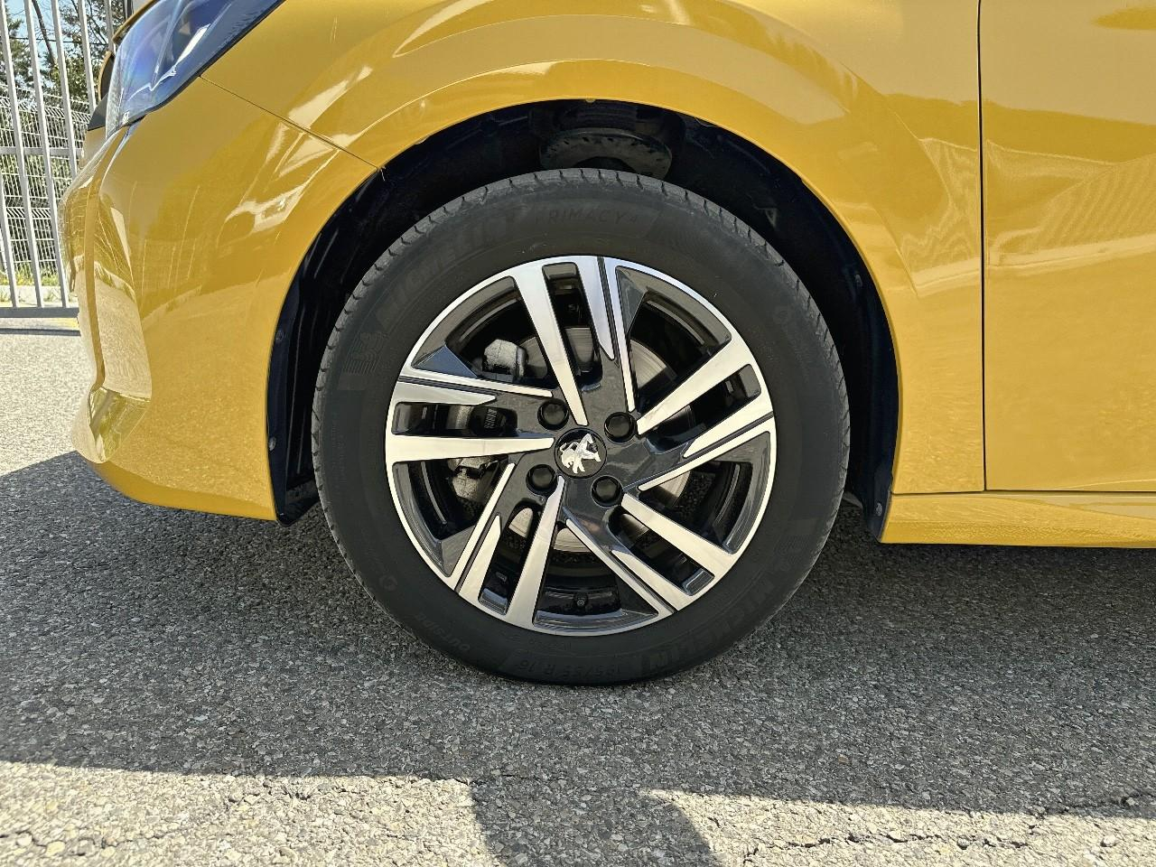 Peugeot 208 1.2 puretech 100ch s&s allure eat8 — photo 11